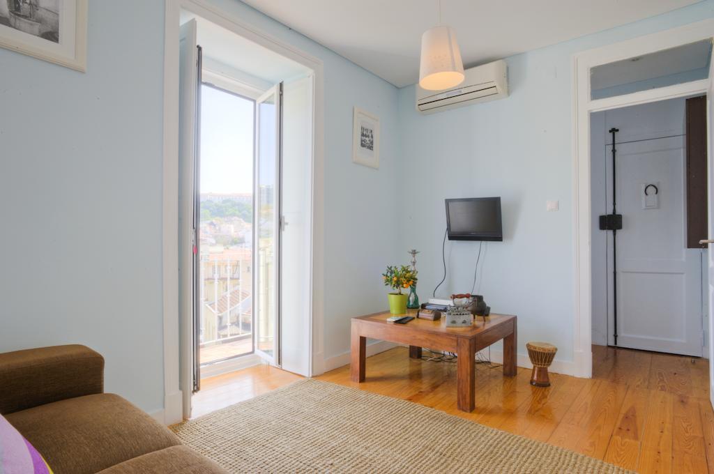 Martim Moniz Apartment Lisbon Room photo